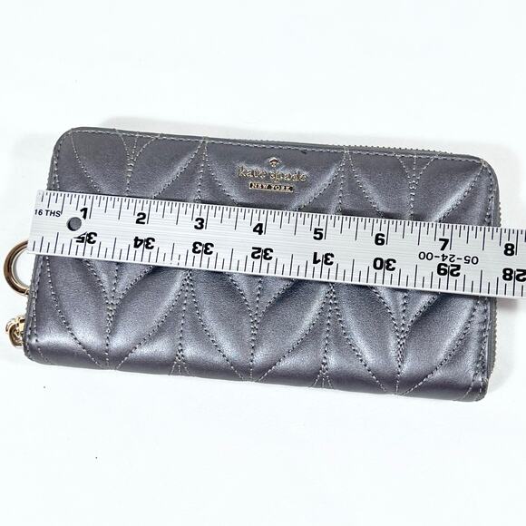 Kate Spade Briar Lane Quilted Leather Neda Zip Around Wallet Grey Keychain Used - Picture 8 of 10
